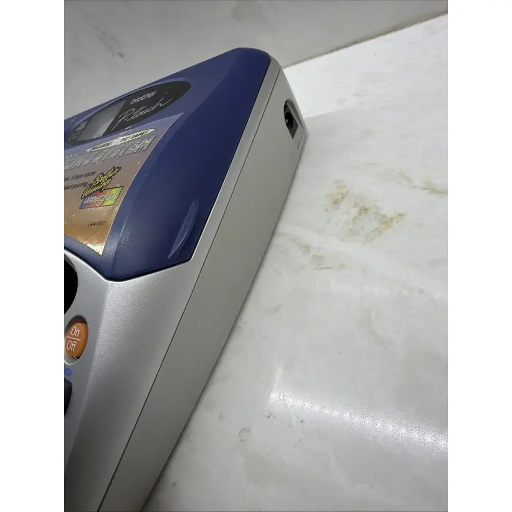 Brother PT-1750 P-Touch Electronic Labeling System Thermal Label Maker WORKING